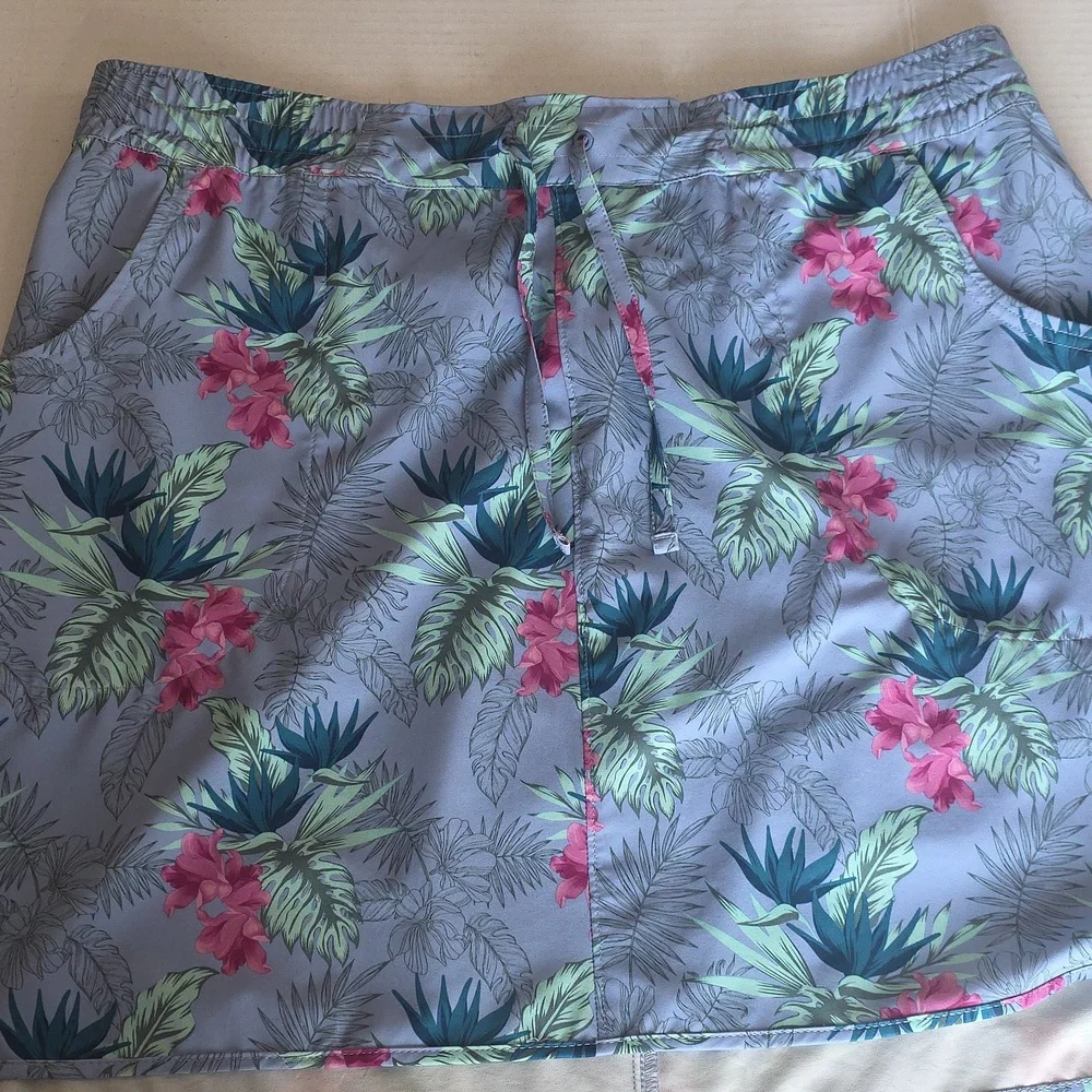 Duluth Trading Co Spring Vacation Blue Floral Skirt Size XL Pockets - Picture 11 of 11